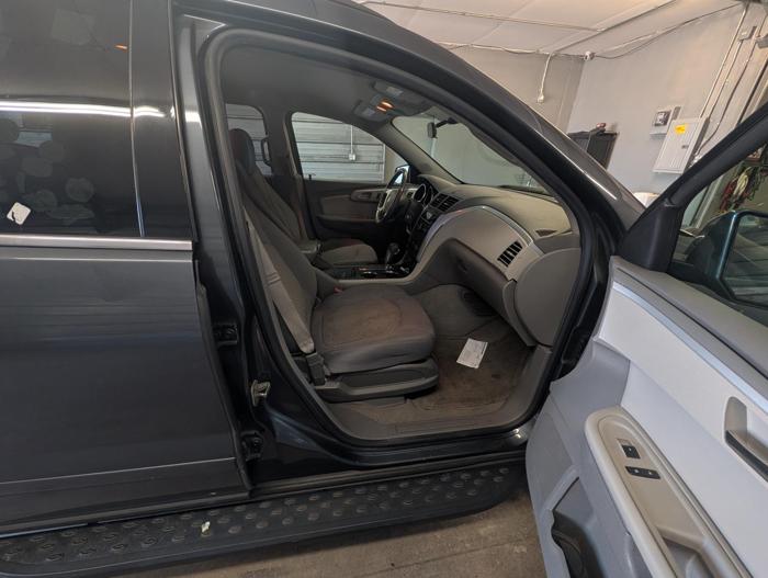 2011 chevrolet traverse lt-awd with 201771 miles for sale near elk-river, minnesota a29c91fe596946bdade8a5aae8e1750a.jpg