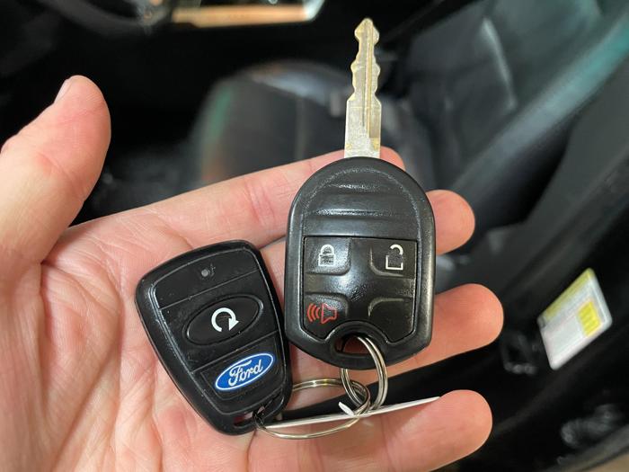 2013 ford explorer xlt with 216657 miles for sale near elk-river, minnesota a2a1cb5ef2714ce78158bef442b4e66d.jpg