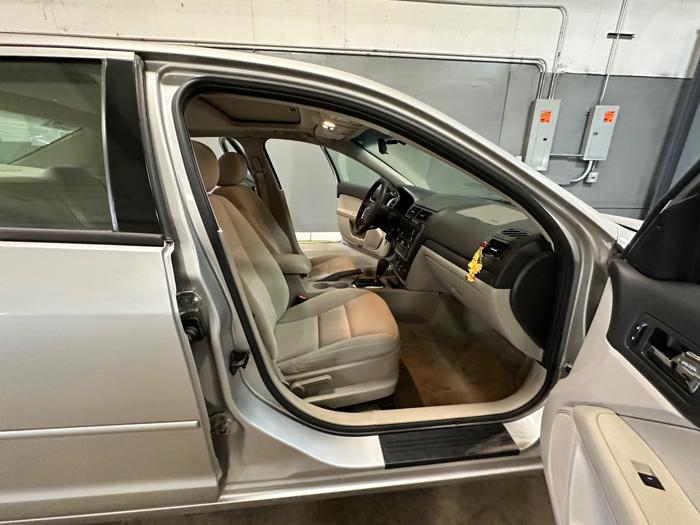 2008 ford fusion se with 137555 miles for sale near elk-river, minnesota a2a406c2c4b7429f8c6bfbdcf4acedc6.jpeg