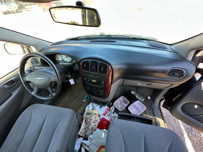 2006 chrysler town-&-country base with 141271 miles for sale near elk-river, minnesota a2d1932c27ea4904b6e8c117b7ea75e0.jpeg