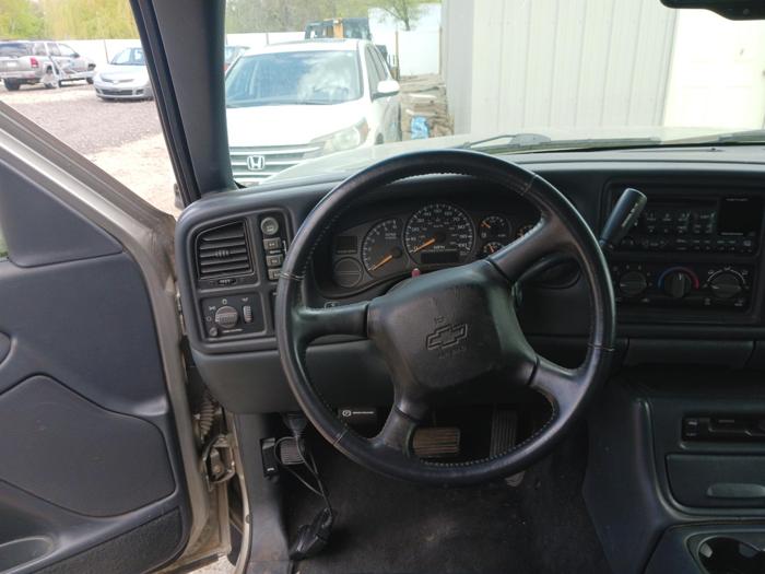 2002 chevrolet silverado-1500 ext.-cab-short-bed-4wd with 219563 miles for sale near elk-river, minnesota a2d8838d5e204ede901e275a8ba59f94.jpg