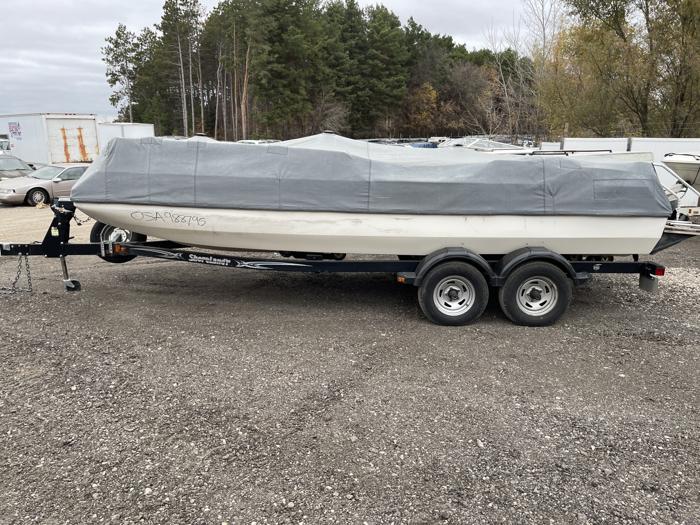 1988 deck-boat- granddecke for sale near elk-river, minnesota a2ef5db3ccfa40c2b74401485af5f33b.jpg