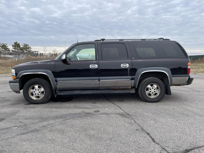 2002 chevrolet suburban 1500-lt for sale near elk-river, minnesota a2f0774911664cd187b4f0f21d638de1.jpg