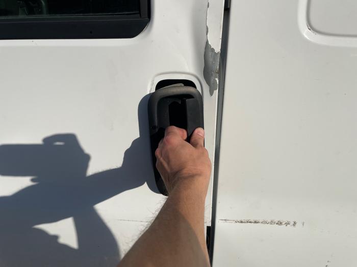 2004 chevrolet express 3500-cargo for sale near elk-river, minnesota a30a4ce29ede42ebb27ec524587f3435.jpeg
