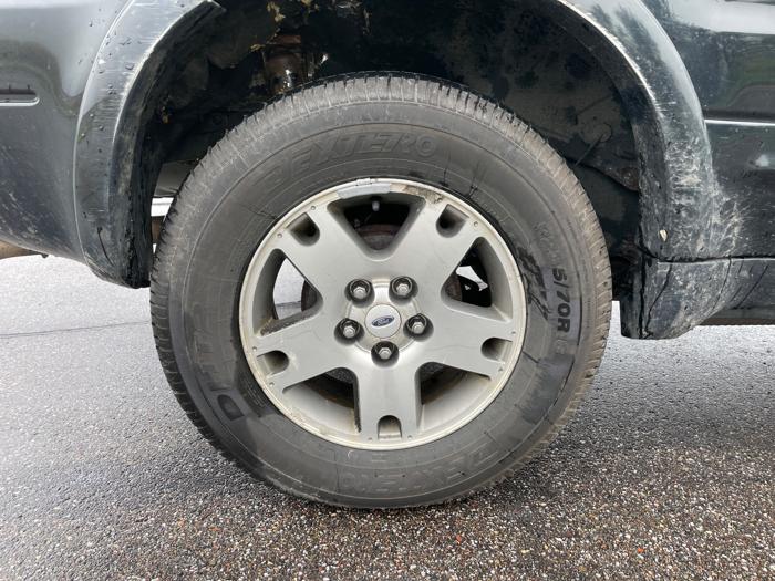 2004 ford escape limited-4wd with 176387 miles for sale near elk-river, minnesota a3474cf19c0f4ed0b11134df4fb48371.jpeg