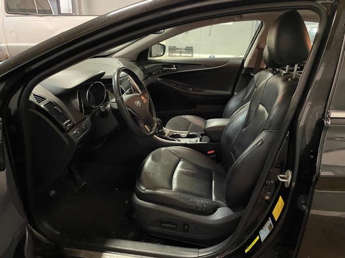 2011 hyundai sonata limited with 211211 miles for sale near elk-river, minnesota a384ef3c9002441c85f32170ca7b467a.jpg