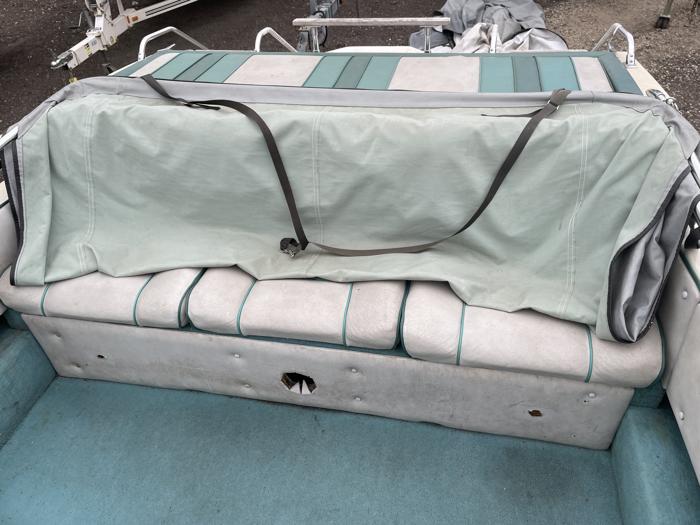1988 deck-boat- granddecke for sale near elk-river, minnesota a392c56b94fa40e2b5d5e31a94c96069.jpg