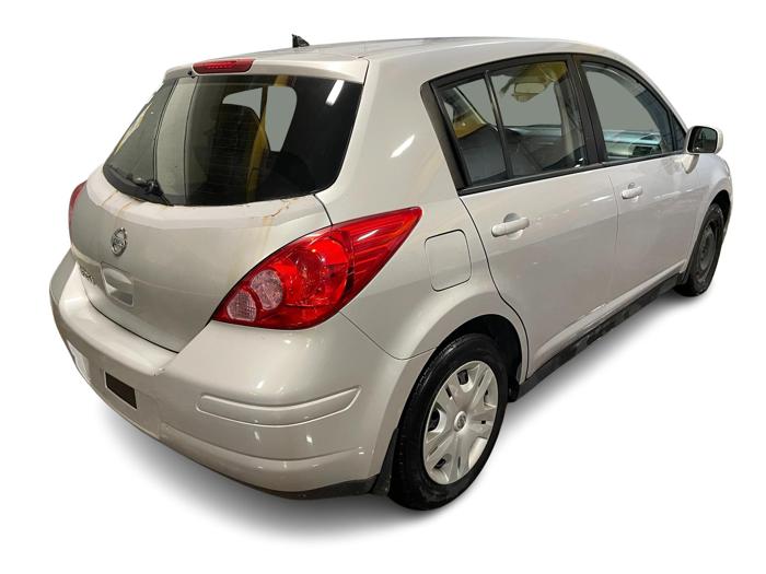 2011 nissan versa 1.8-sl-hatchback with 159287 miles for sale near elk-river, minnesota a3a8137e84674947b8e43a59a995b30b.jpg