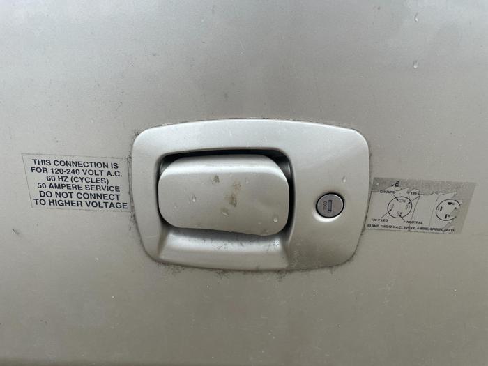 2006 freightliner x-line-motorhome - with 27483 miles for sale near elk-river, minnesota a3b3707652764cc2af705b373d4eaaae.jpg