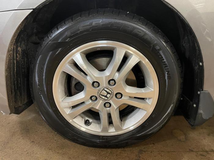 2006 honda accord ex with 261196 miles for sale near elk-river, minnesota a3b74897f8b04176b5da10798d72e92d.jpg