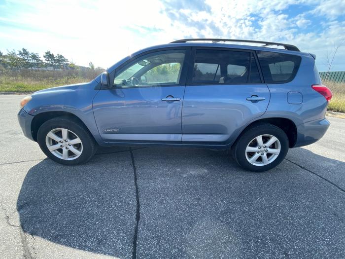2007 toyota rav4 limited-i4-4wd with 200418 miles for sale near elk-river, minnesota a3c1053591c64966bd743ae17393aa7e.jpeg