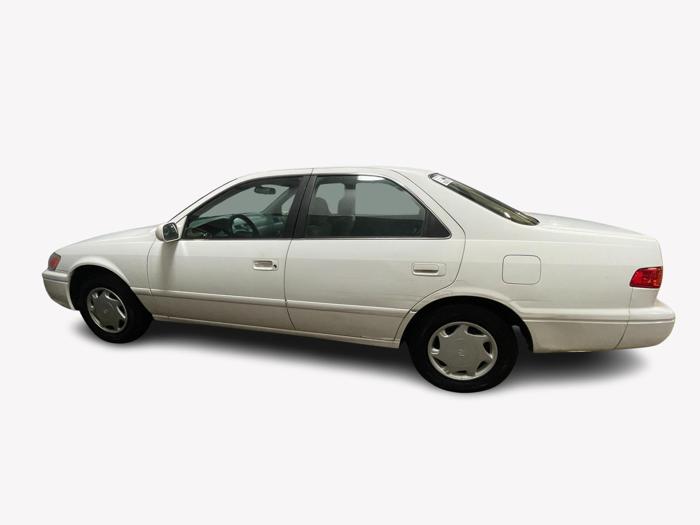 2000 Toyota Camry