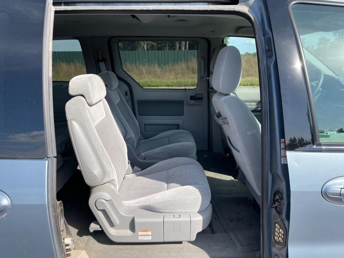 2005 ford freestar sel for sale near elk-river, minnesota a43e78ca57c042ebae92a93cafdbdaf3.jpeg