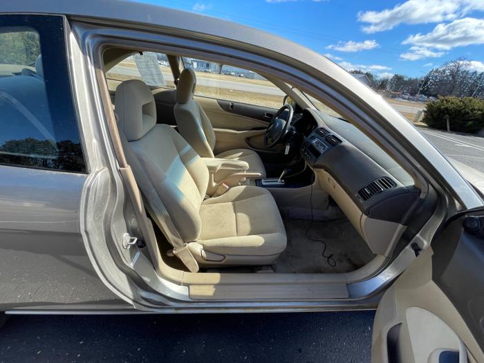 2003 honda civic ex-coupe-4-spd-at with 183652 miles for sale near forest-lake, minnesota a44219860f7348d9b3a06e949a6a52ab.jpeg