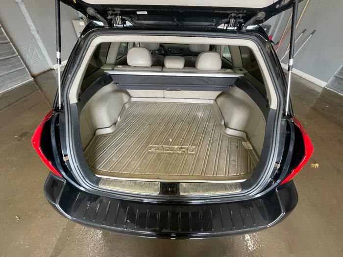 2006 subaru outback 3.0r-l.l.bean-edition-wagon with 248056 miles for sale near elk-river, minnesota a44cedaa162748edb141aac23b0bde01.jpeg