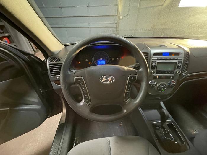 2012 hyundai santa-fe gls-2.4-4wd with 161522 miles for sale near elk-river, minnesota a45a81a4797b471e9c19c34aba645cb8.jpeg