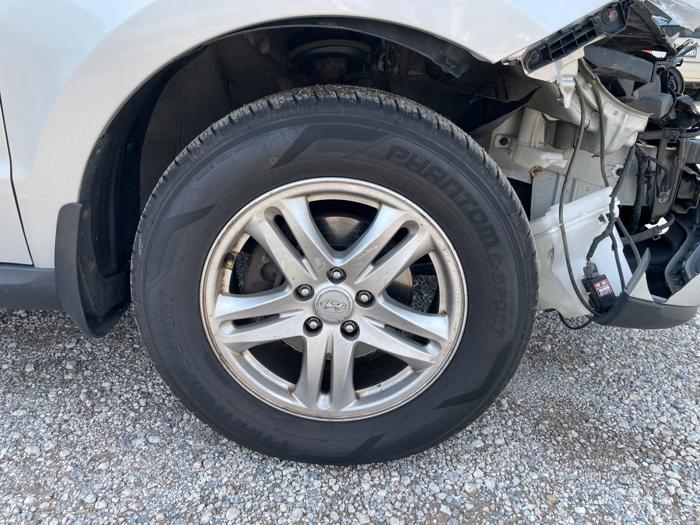 2011 hyundai santa-fe gl-2.4-4wd with 174884 miles for sale near elk-river, minnesota a48af79bf6c14909a51a5053f07a8546.jpeg