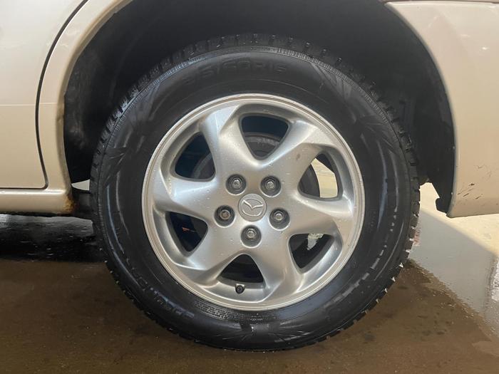 2001 mazda mpv with 106308 miles for sale near elk-river, minnesota a4b033cf9c044c48aa03407314586523.jpg