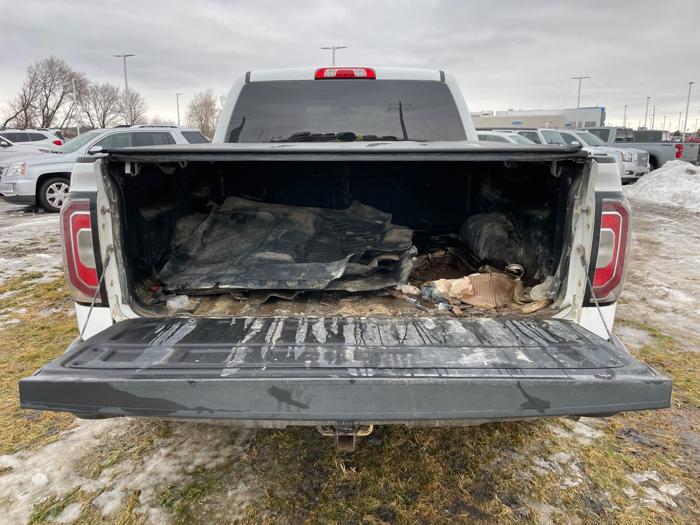 2018 gmc sierra-1500 slt with 175173 miles for sale near rochester, minnesota a4d4169dc94045109ec4486ab3f6f285.jpeg