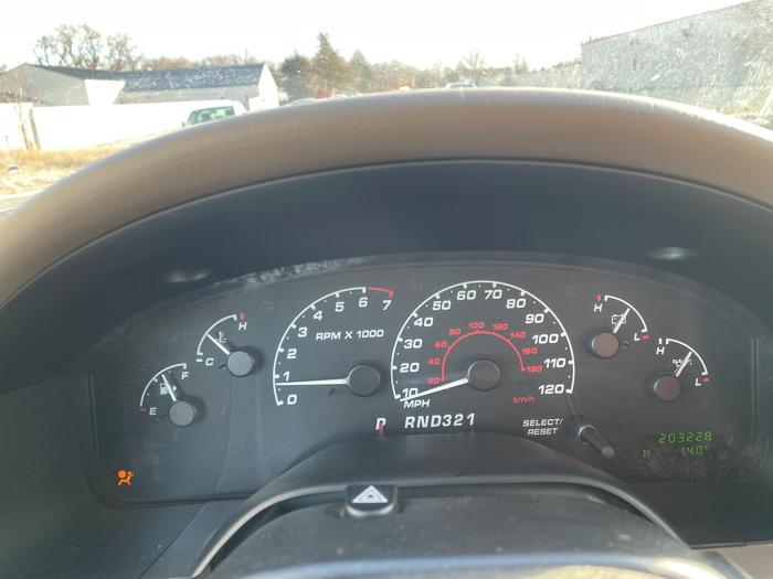 2002 ford explorer xlt with 203228 miles for sale near elk-river, minnesota a4da939b8e9440dc9c99073aed6b7daa.jpg