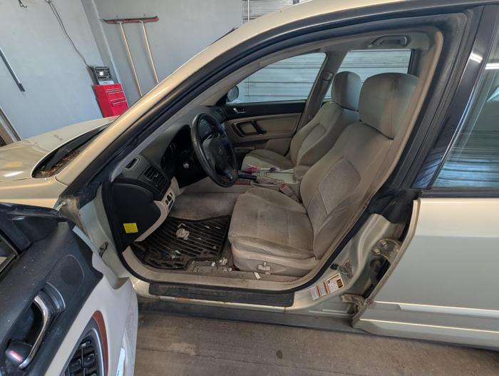 2006 subaru outback 2.5i-wagon with 138392 miles for sale near elk-river, minnesota a52f6a05e71b4c9e84ebb749be48cad1.jpg