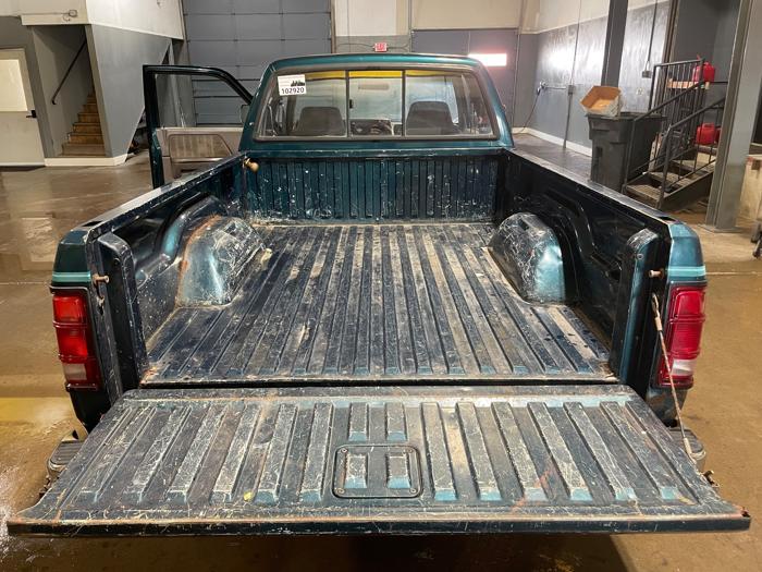 1994 dodge dakota club-cab-6.5-ft.-bed-4wd with 231220 miles for sale near elk-river, minnesota a54456bf89da4cd79a7309c2e953c7e0.jpeg