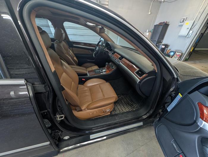 2008 audi a8 sedan with 195057 miles for sale near elk-river, minnesota a56a8289304c4c95b0f48c9436156f93.jpg