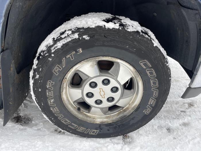 2001 chevrolet tahoe 4wd with 174356 miles for sale near fridley, minnesota a56b99ba3bc645329bfc31b2177de529.jpeg