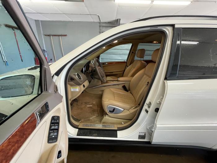 2006 mercedes-benz m-class ml350 with 172356 miles for sale near elk-river, minnesota a56c60e070784a3398402b18251da386.jpeg