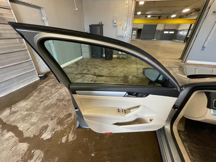 2012 volkswagen passat 2.5l-se-mt with 209228 miles for sale near elk-river, minnesota a56e93abd33542d3a3cf0d89ed6e8a01.jpeg