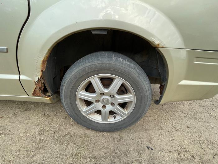 2010 chrysler town-&-country touring with 240153 miles for sale near rice, minnesota a59d89ca97994adfbd94514e717861b6.jpeg