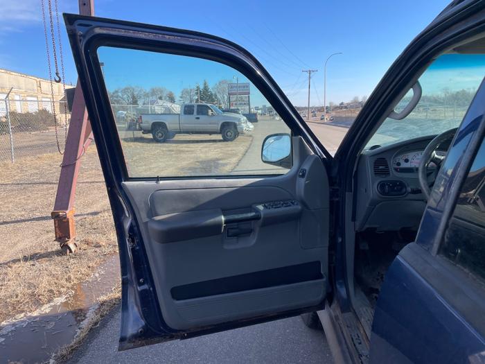 2004 ford explorer-sport-trac xls-4wd with 184875 miles for sale near elk-river, minnesota a5b5219f8967482abc68a5c8c7182b1f.jpeg