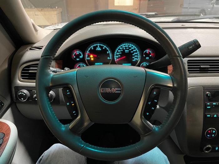 2007 gmc yukon slt with 133446 miles for sale near elk-river, minnesota a5db71b5903241b89891cc799f4eae0d.jpg