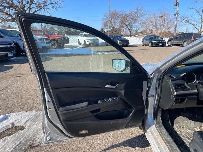 2011 honda accord se-sedan-at with 260062 miles for sale near fridley, minnesota a5e93c12ef404124beee8b897d2eda85.jpeg