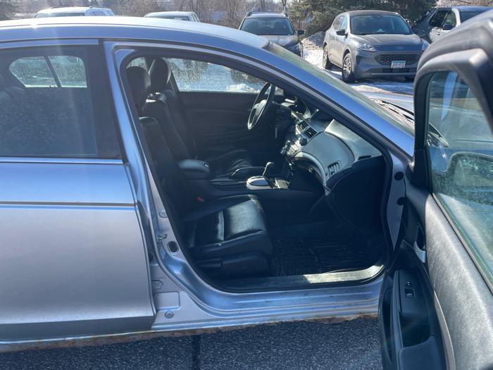 2011 honda accord se-sedan-at with 260062 miles for sale near fridley, minnesota a5eec42c040f4f5ebc447e6799a35701.jpeg