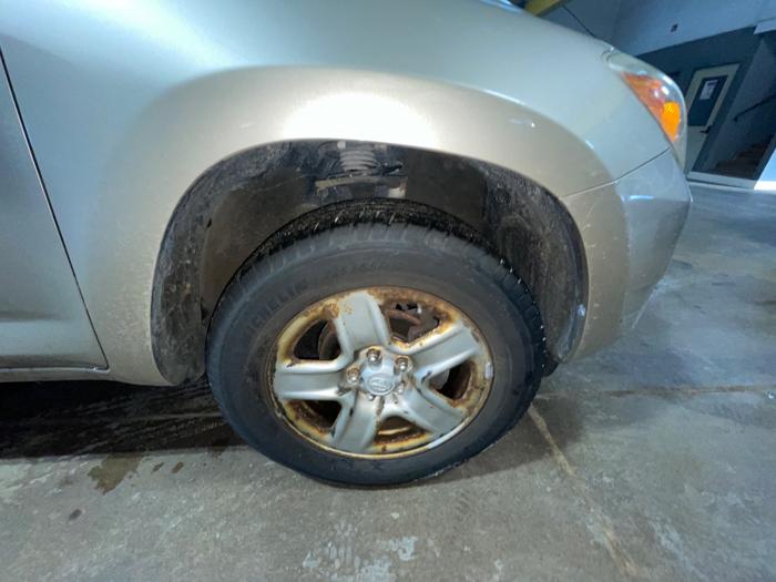 2006 toyota rav4 base-i4-4wd with 175445 miles for sale near elk-river, minnesota a5eed5524a3e482f846b5ecf0747f0c9.jpeg