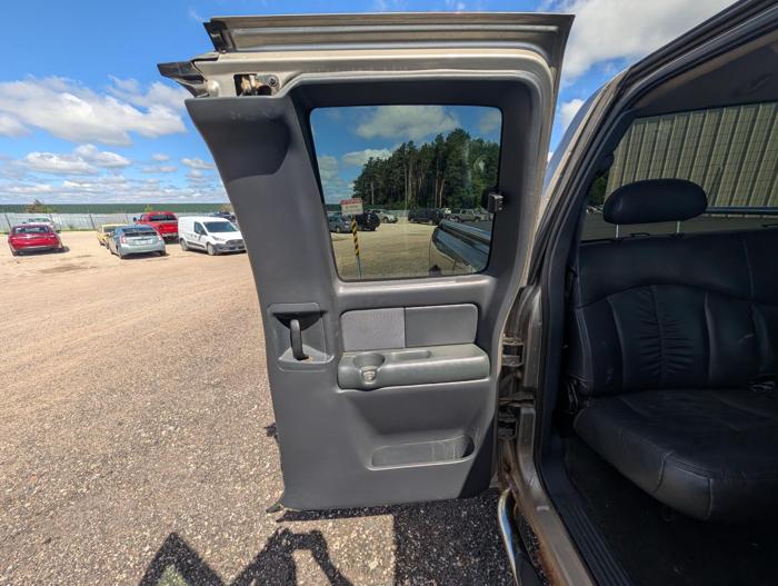 2001 chevrolet silverado-1500 ext.-cab-short-bed-4wd with 212525 miles for sale near elk-river, minnesota a5f04f759d8b4e259f5044640250fdda.jpg