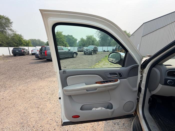 2008 gmc yukon slt-1-4wd with 242684 miles for sale near elk-river, minnesota a5f12b0f0f9c44cebdad5a9ccfa57a25.jpeg