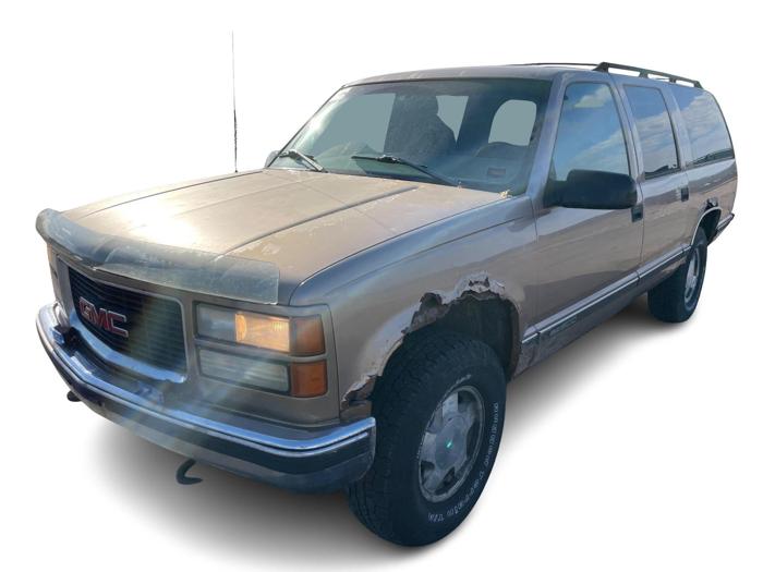 1999 gmc suburban 1500-4wd with 201982 miles for sale near elk-river, minnesota a5f8077c151341cf8e51c2d19e9dcfe4.jpg