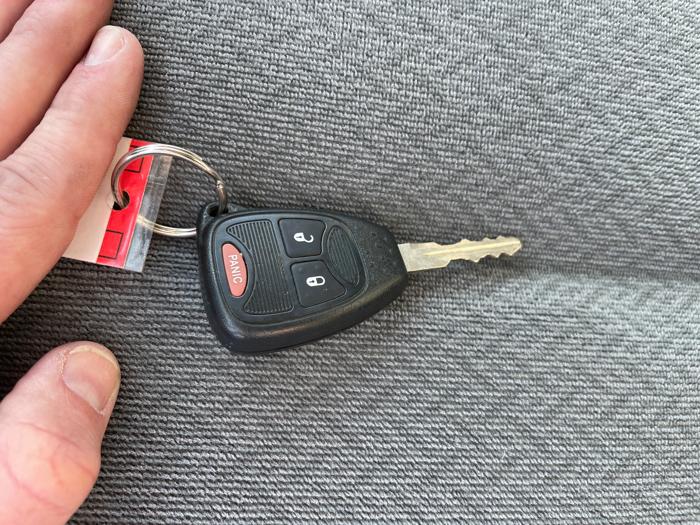 2006 dodge grand-caravan cargo-van with 127291 miles for sale near clearwater, minnesota a609e7c1c6f04edba41585203667bd10.jpeg