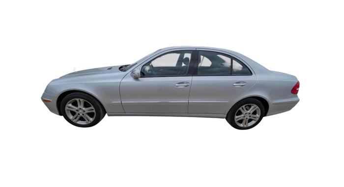 2006 mercedes-benz e-class e350 with 132043 miles for sale near elk-river, minnesota a61d42a4c17547ae8388bb469758bcee.jpg