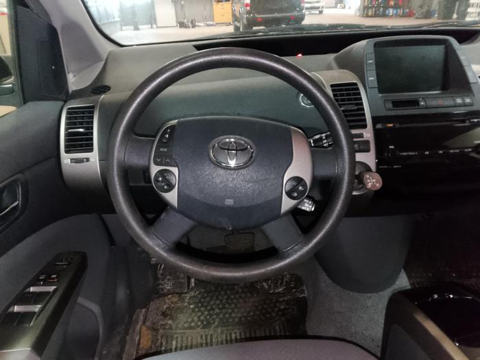 2007 toyota prius 4-door-liftback with 176312 miles for sale near elk-river, minnesota a633652902454f24a57e592a176957ad.jpg