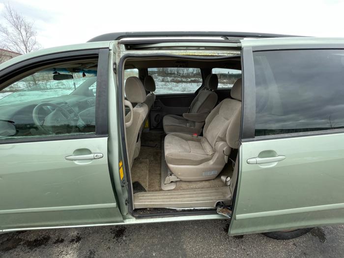 2009 toyota sienna ce-fwd-7-passenger with 176555 miles for sale near elk-river, minnesota a639009e155c4b76a48a8b405e277f24.jpeg