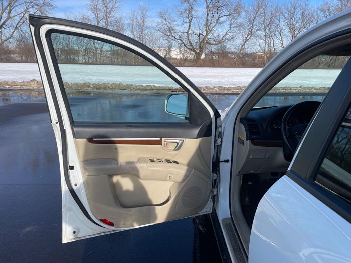 2007 hyundai santa-fe limited with 159687 miles for sale near rochester, minnesota a6563b5a91f34a70b2c5b1bd8085d6de.jpeg