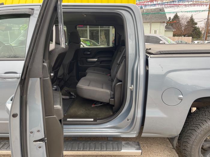 2015 chevrolet silverado-1500 lt-crew-cab-4wd with 224367 miles for sale near saint-paul, minnesota a66b34e4362e401894509f52098376f8.jpeg