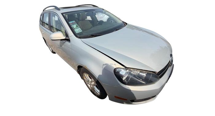 2011 volkswagen jetta-sportwagen 2.0l-tdi with 154320 miles for sale near elk-river, minnesota a69da325e1264b418257ed894873cb3a.jpg