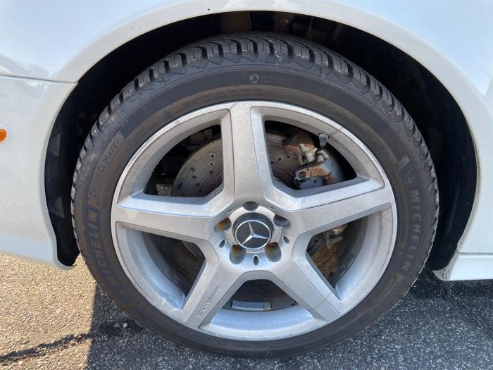 2009 mercedes-benz e-class e350-4matic-sedan for sale near elk-river, minnesota a6c482e4726d41e6af88298a377e9e67.jpeg