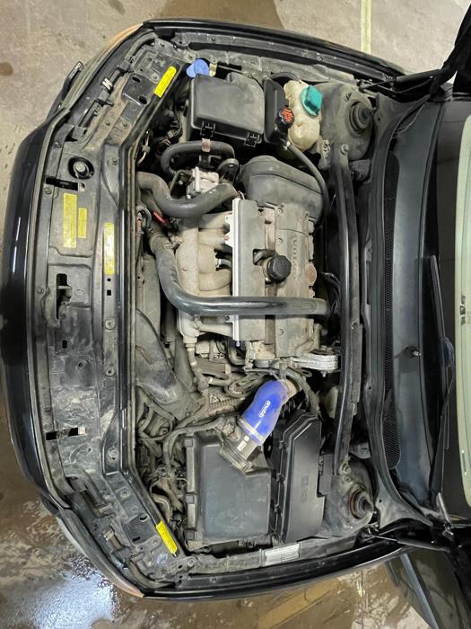 2004 volvo s60 with 200083 miles for sale near elk-river, minnesota a6cc7f6620cb4c03bbb1e4a8441b1cfd.jpg