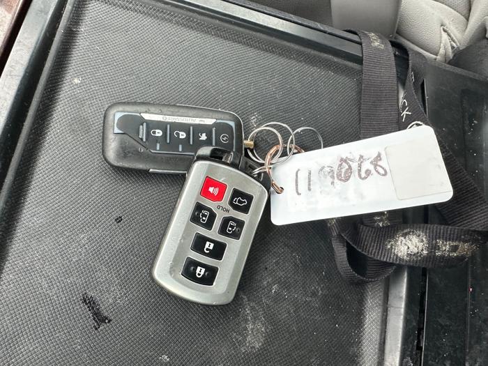 2015 toyota sienna limited-awd-7-passenger-v6 with 155568 miles for sale near elk-river, minnesota a6e88faa7fb94ca4a2f3b2446339e6e1.jpeg