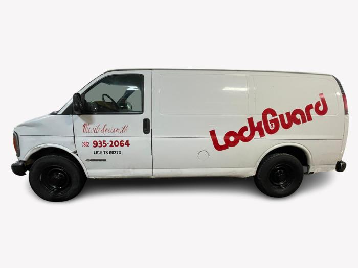 2000 chevrolet express with 344483 miles for sale near elk-river, minnesota a7004bae991b46f29450cfe348be1892.jpg
